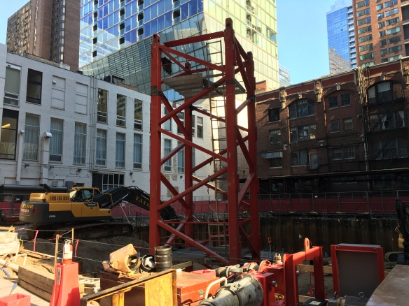 Aloft Chicago Mag Mile tower crane stub